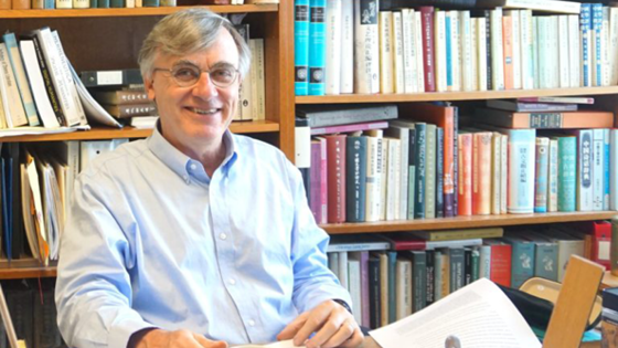 Textbook on Chinese poetry by UCI professor of East Asian studies awarded Buchanan Prize