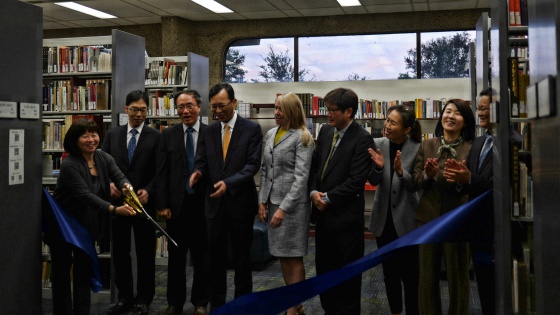 The UCI Library Opened the New Korea Corner