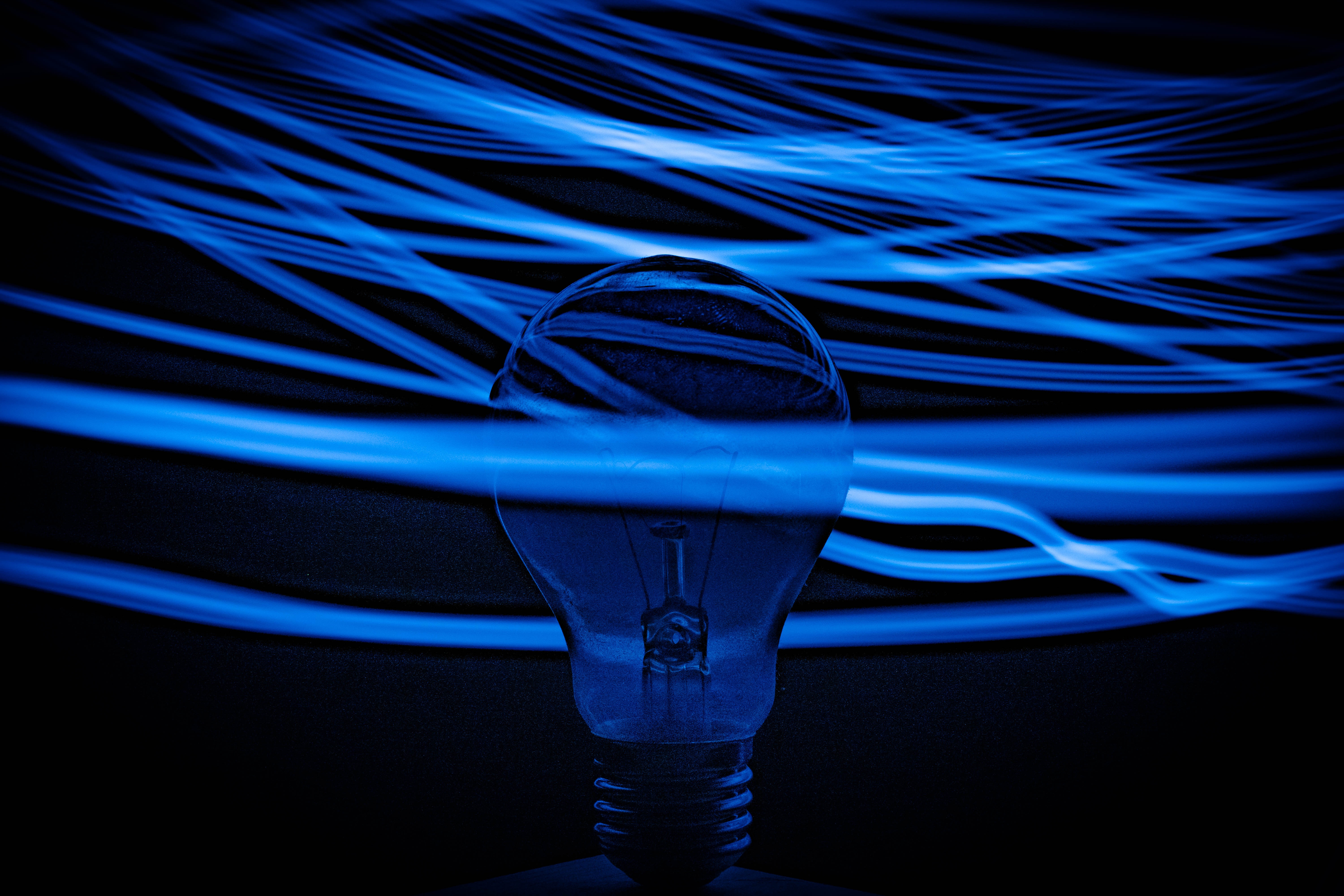 deep blue lines and light bulb