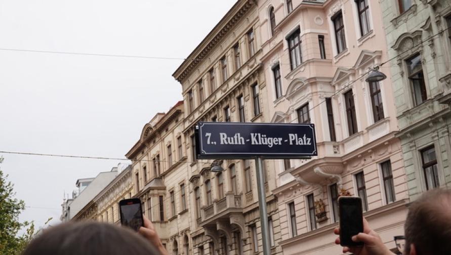 Street sign in Vienna