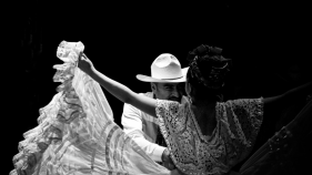 folklórico dancers