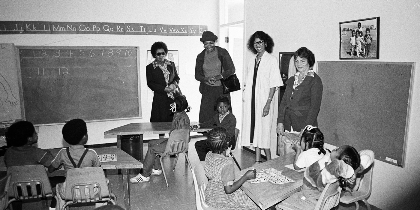 Author Maya Angelou visits an OCS classroom